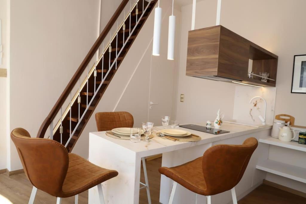 Olvar Penthouse Apartment เอเธนส์ ภายนอก รูปภาพ