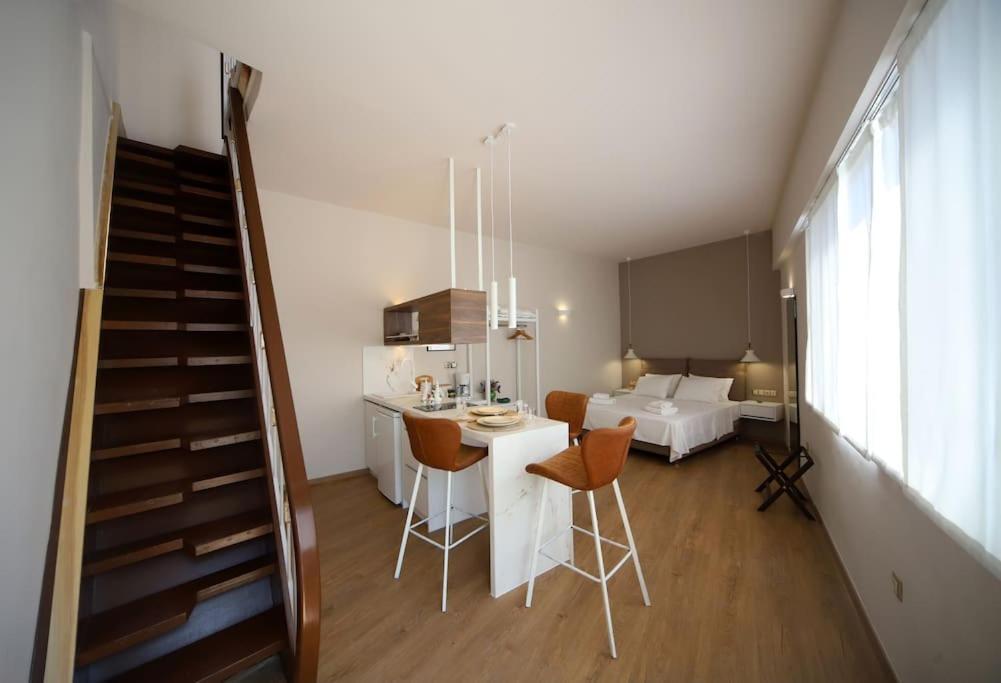 Olvar Penthouse Apartment เอเธนส์ ภายนอก รูปภาพ
