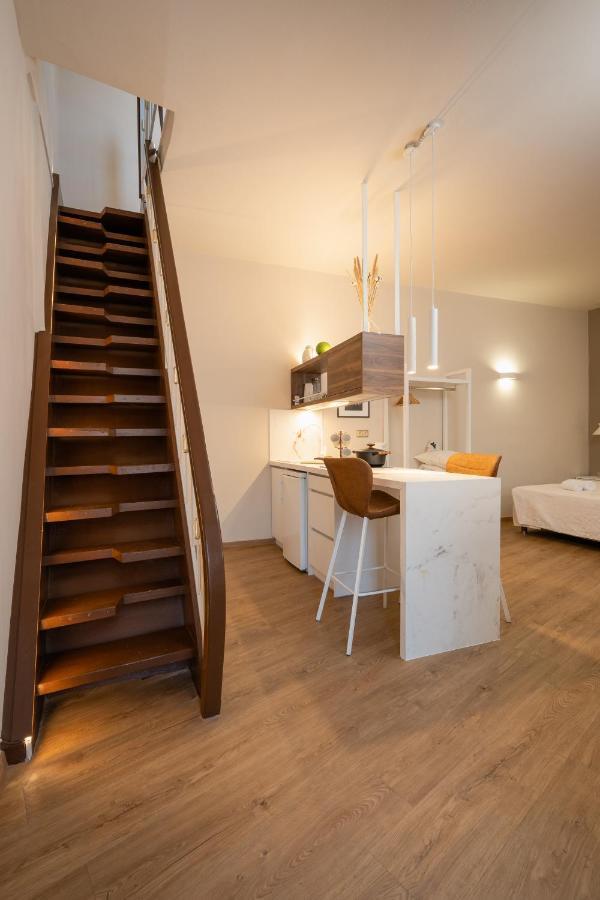 Olvar Penthouse Apartment เอเธนส์ ภายนอก รูปภาพ