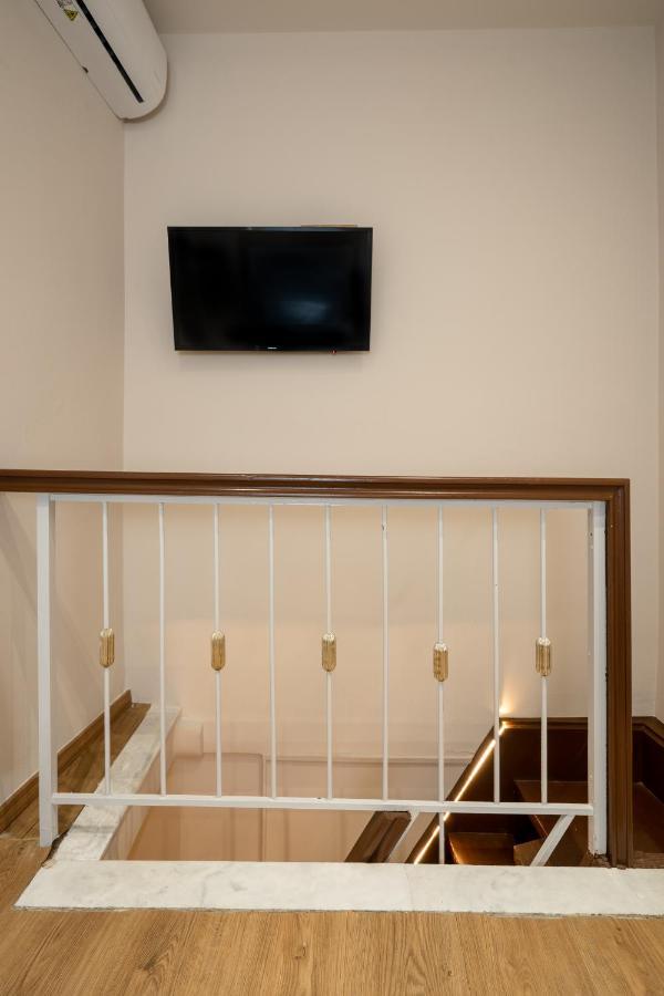 Olvar Penthouse Apartment เอเธนส์ ภายนอก รูปภาพ