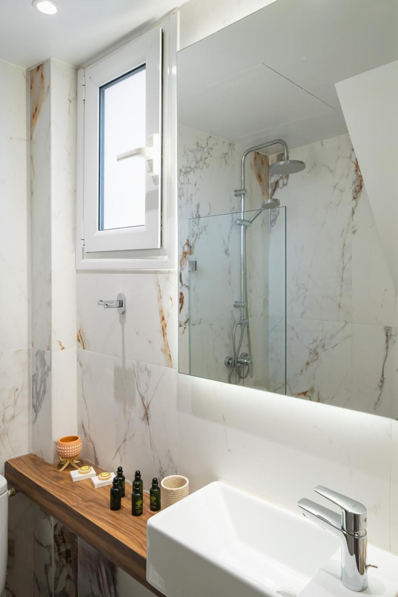 Olvar Penthouse Apartment เอเธนส์ ภายนอก รูปภาพ